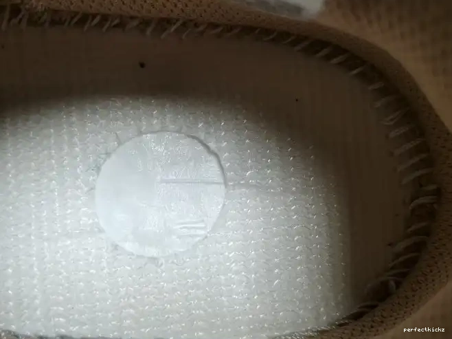 Yeezy Adidas Boost Amber GW0297 Enflame 700 0630
